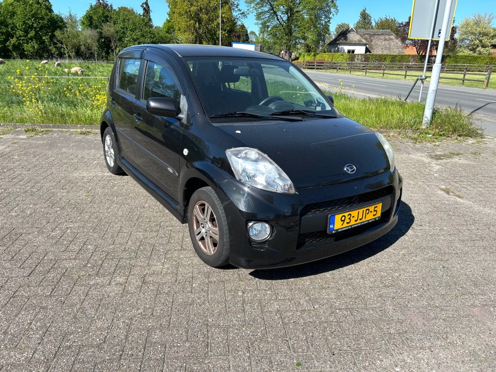 53039821